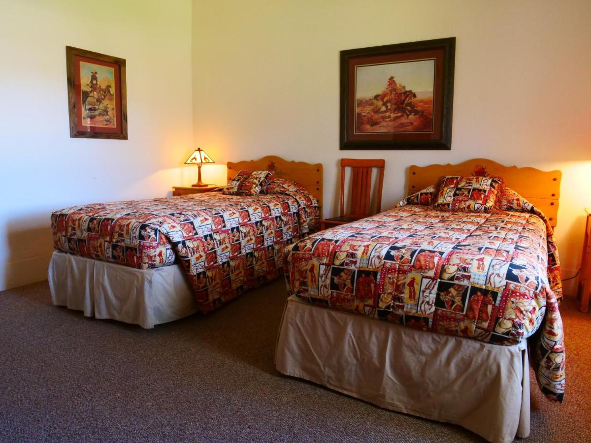 Kay El Bar Guest Ranch Hotel วิคเคนเบิร์ก ภายนอก รูปภาพ