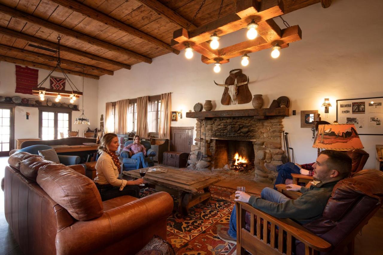 Kay El Bar Guest Ranch Hotel วิคเคนเบิร์ก ภายนอก รูปภาพ